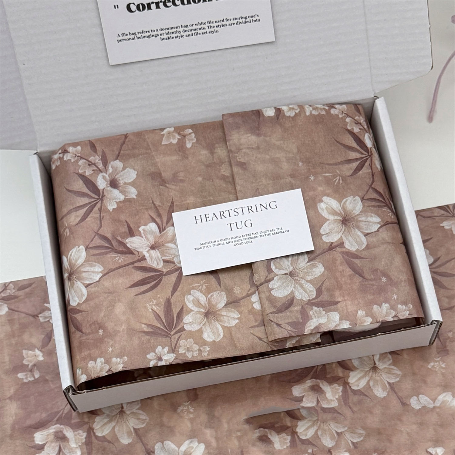 Carta da regalo con fiori di c - Pattern Tissue Paper recensione e prezzo