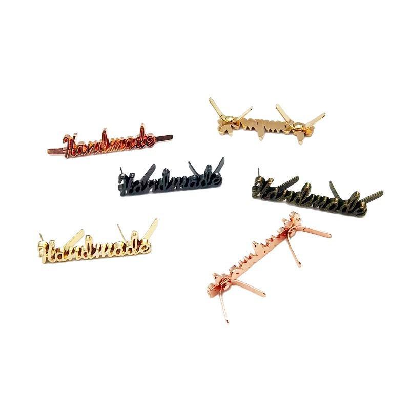 10 Etichette Metalliche Artigi - Sewing Label recensione e prezzo